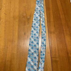 Blue and Silver Patterned Tie 100% Silk